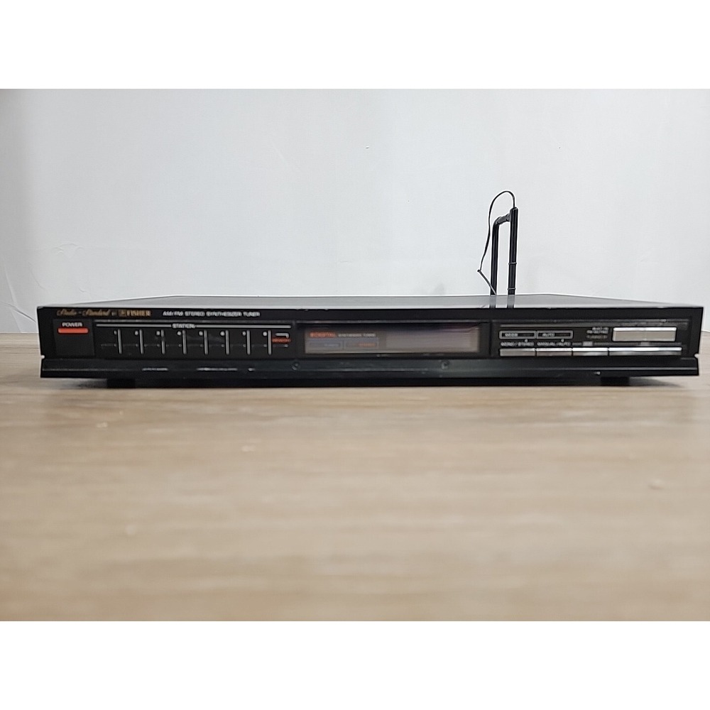 Vintage Fisher AM/FM Stereo Synthesizer Tuner - Model: FM-870A